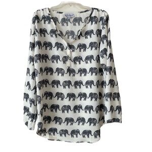 b. Boutique Polyester Top, Sz. XL, Cream w/ Gray Elephants in Rows, Round Neck